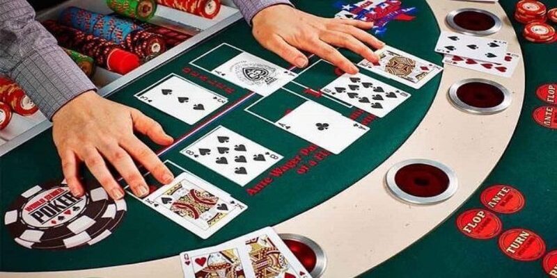 Quy tắc cơ bản trong Poker Max88