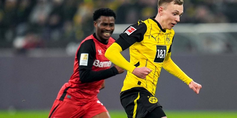 Borussia Dortmund Vs Holstein Kiel